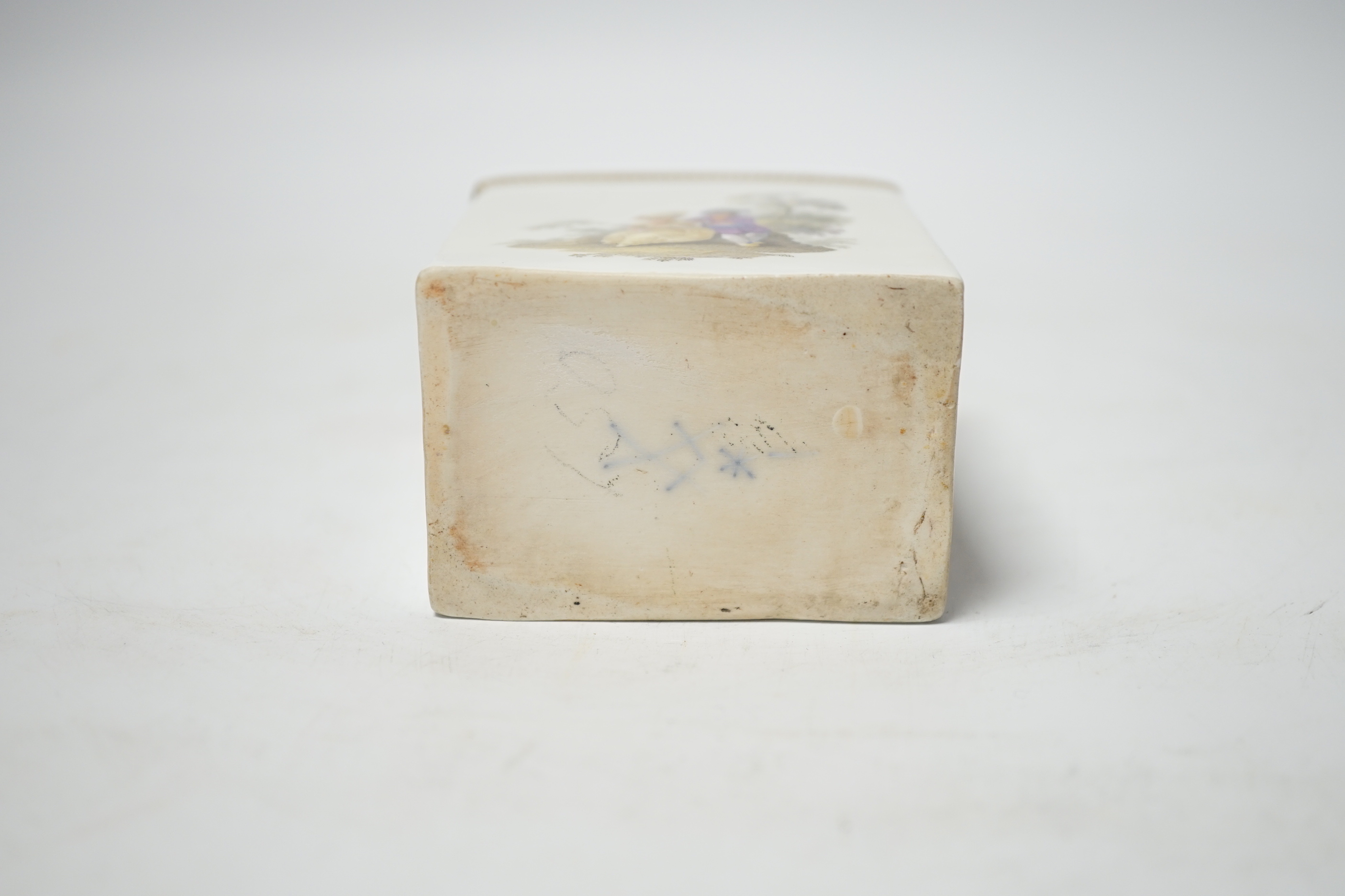 A Meissen Marcolini period tea canister, 13cm